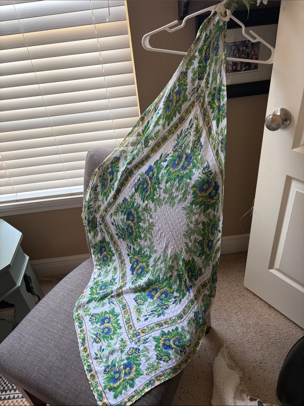 Vintage 2000 April Cornell rayon scarf
